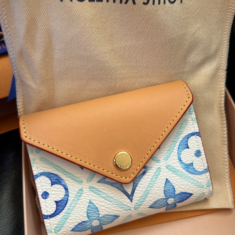 ♥️♠️Louis Vuitton playing cards ♦️♣️ - Picture 6 of 9